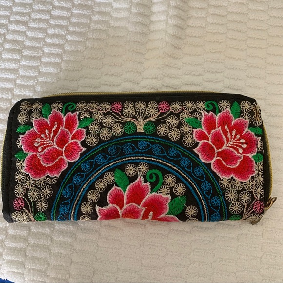 🎈Vintage 💯 Embroidery Wallet - Picture 6 of 10